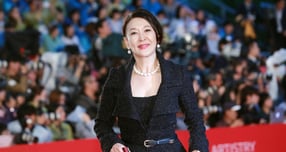 '1세대 연극 스타' 배우 윤석화가 향년 69세로 별세했다. 사진은 2015년 부산 해운대구 우동 영화의 전당에서 열린 제20회 부산국제영화제(BIFF) 개막식 레드카펫에 참석한 배우 윤석화. /사진=머니투데이