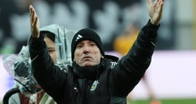 인종차별 논란에 대한 인터뷰를 진행한 김우성 심판이 징계를 받았다. 사진은 2025시즌 전북의 수석코치로 활약한 타노스 코치. /사진=뉴시스