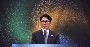 [서울=뉴시스] 김금보 기자 = 김민석 국무총리가 15일 서울 여의도 국회박물관에서 열린 사회대개혁위원회 출범 및 개혁과제 수립을 위한 정책포럼에서 축사를 하고 있다. /사진=뉴시스 김금보 기자