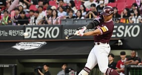 키움 히어로즈가 주전 3루수 송성문의 이탈로 4년 연속 최하위 위기를 맞았다. 사진은 키움에서 활약한 송성문. /사진=뉴스