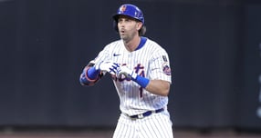 메츠, 선수단 정리… '타격왕' 출신 맥닐, 애슬레틱스로 트레이드