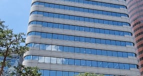 신한은행이 23일 미래혁신그룹과 생산·포용금융부 등을 신설하는 내용의 조직개편을 단행하고 신규 경영진 7명을 선임했다./사진=신한은행 