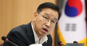 지난 10월27일 오전 대구시청 산격청사에서 열린 국회 행정안전위원회의 대구시에 대한 국정감사에서 질의하고 있는 위성곤 더불어민주당 의원. /사진=뉴스