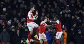 잉글랜드 프리미어리그 선두 아스널이 크리스탈 팰리스를 꺾고 카라바오컵 4강에 진출했다. 사진은 24일(한국시각) 영국 런던 에미레이츠 스타디움에서 열린 2025-26시즌 카라바오컵 8강 팰리스전에 출전한 아스널 선수들. /사진=로이터