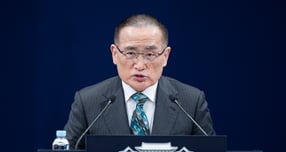 위성락 국가안보실장이 우리나라 핵 추진 잠수함 건조를 위해 한·미가 미국의 원자력법 91조에 예외·면제를 두는 별도 협정을 추진한다고 전했다. 사진은 위 실장이 24일 청와대 춘추관에서 미국·캐나다·일본 방문 관련 브리핑을 한 모습. /사진=뉴스