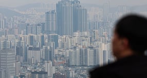 올해 서울 아파트값 상승률이 2006년 이후 19년 만에 최고치를 기록할 것으로 전망된다. 사진은 서울 아파트 단지. /사진=뉴시스