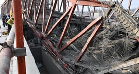 건설현장의 잇따른 중대재해 사고로 정부가 과징금과 영업정지 등 처벌 정책을 강화했다. 사진은 광주광역시 서구 치평동 광주대표도서관 건설현장에서 발생한 구조물 붕괴 사고. /사진=뉴시스