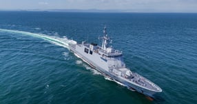 HD현대중공업이 3200톤급 필리핀 호위함의 추가 수주에 성공하면서 함정 수출 20척의 기록을 세웠다. HD현대중공업이 올해 인도한 3200톤급 미겔 말바르급(Miguel Malvar-class) 호위함 2번함 디에고 실랑(Diego Silang)함의 시운전 모습. /사진=HD현대