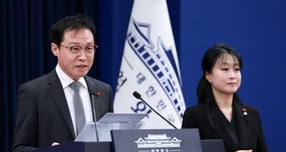 이규연 홍보소통수석이 28일 청와대 춘추관에서 장차관급 인선 관련 브리핑을 하고 있다. /사진=뉴시스