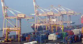 산업통상부·관세청이 29일 연간 누계 수출액이 7000억 달러(잠정치)를 달성했다고 발표했다. / 사진=뉴스1 김영운 기자