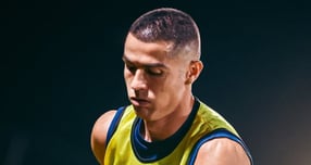 민망하다고? 넣었으면 됐지… 호날두 957호골 뭐길래