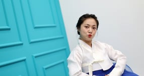 코미디언 박나래가 지난해 1월 서울 종로구 뉴스1 사옥에서 열린 인터뷰에 앞서 한복을 곱게 차려입고 새해 인사를 전하고 있다. /사진=뉴스