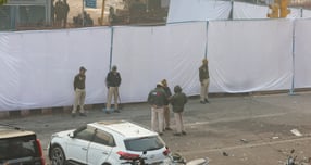 인도 뉴델리 그레이터노이다에서 한국인 남성이 동거인에게 흉기로 찔려 사망했다. 사진은 지난해 11월11일 인도 델리 구시가지에서 근무 중인 현지 경찰들의 모습. 해당 기사와 직접적인 연관 없음. /사진=로이터 