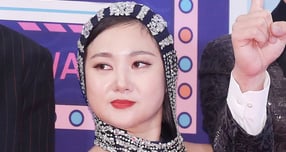 박나래, 차에서 남성과 '19금 행위' 논란… "직장 내 괴롭힘 적용될 것"