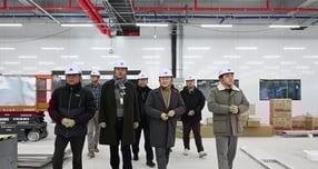 김동근 의정부시장이 6일 (주)시지메드텍 D동 건축 현장을 둘러보고 있다. /사진제공=의정부시