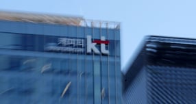 KT 이탈 이용자 13만명 돌파…위약금 면제 후폭풍