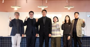 오세훈 서울시장이 민간 임대주택인 맹그로브 신촌에 방문해 현장의 목소리를 청취했다. 해당 내용을 바탕으로 정부에 규제 완화를 촉구할 방침이다. 사진은 간담회에 참석한 오세훈 서울시장과 관계자들. /사진=뉴시스