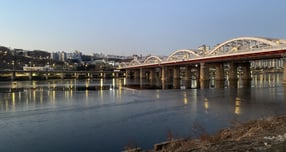 [오늘 날씨] 많은 눈·강한 바람… 아침 최저 '영하 15도' 한파