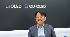 7일(현지시각) 이청 삼성디스플레이 사장이 미국 라스베이거스에서 열린 'CES 2026' 중 기자들과 만나 질문에 답변하고 있다. /사진=공동 기자단