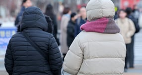 사진은 지난 6일 오전 서울 종로구 광화문네거리에서 시민들이 출근하는 모습. /사진=뉴스