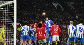 맨체스터 유나이티드가 111년 만에 40경기로 시즌을 마치게 됐다. 사진은 12일(한국시각) 영국 맨체스터 올드 트래퍼드에서 열린 브라이튼 앤 호브 알비온과 맨유의 FA컵 3라운드 경기를 치르는 선수들. /사진=로이터