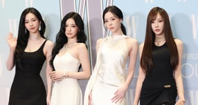 걸그룹 에스파가 이번에는 일본 최대 연말 가요제 NHK 홍백가합전 무대에 오른 시간을 둘러싸고 황당한 '원자폭탄 연상설'이 제기됐다. 사진은 지난해 10월 서울 종로구 포시즌스 호텔에서 열린 ‘제20회 유방암 인식 향상 캠페인 자선 행사’에 참석한 에스파 카리나(왼쪽부터)와 닝닝, 윈터, 지젤. /사진=뉴스