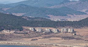 이재명 대통령 지시로 군·경찰 한국 무인기 북한 침범 의혹 TF팀이 구성됐다. 사진은 이날 경기 파주시 오두산통일전망대에서 바라본 북한 개풍군 마을 일대의 모습./ 사진=뉴스