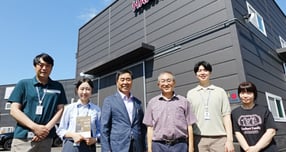 용인시산업진흥원 엄성수 책임, 정수진 팀장, 김홍동 원장, 한마당 한승양 대표, 용인시산업진흥원 석호영 책임, 김선자 팀장(왼쪽부터). /사진제공=용인시산업진흥원 