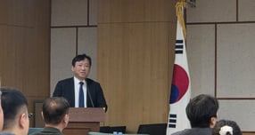 14일 국회의원회관에서 열린 '모태펀드 게임계정 신설을 위한 정책토론회'에서 전성민 가천대 경영학부 교수가 발제에 나섰다. /사진=김미현 기자