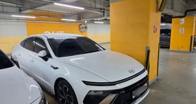 서울 종로구 신라스테이 광화문점 지하주차장 쏘카존에 아반떼 디엣지가 주차돼 있다. /사진=최유빈 기자