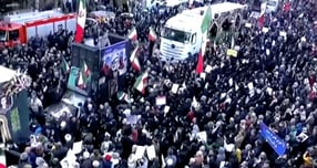 전운 감도는 이란… 경고 날리던 트럼프, 군사 개입 닥치자 한 발 빼