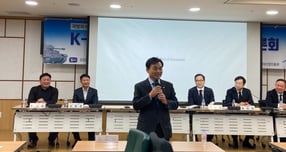 15일 서울 영등포구 국회의원회관에서 열린 'K방위산업 ESG 활성화 정책 토론회'에 참석한 안규백 국방부 장관의 모습. /사진=김이재 기자