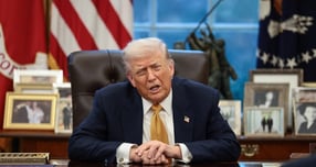 미국과 타이완이 상호관세를 20%에서 15%로 내리는 것에 합의했다고 발표했다. 사진은 지난 14일(현지시각) 미국 워싱턴D.C 백악관 집무실에서 인터뷰 중인 도널드 트럼프 미국 대통령의 모습. /사진=로이터