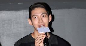 그룹 UN 출신 배우 최정원이 불륜의혹을 벗었다. 사진은 2020년 10월 서울 광진구 건대입구 롯데시네마에서 진행된 영화 '나의 이름' 언론시사회에 참석한 배우 최정원. /사진=머니투데이