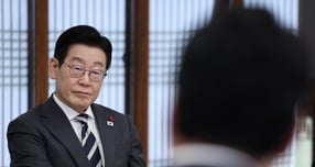 이재명 대통령, 'BTS 공연' 부산 숙박료 10배 뻥튀기 논란 직격