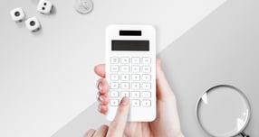 한화생명이 국세청 연말정산 간소화 서비스에서 놓치기 쉬운 주요 공제 항목을 정리해 소개했다. /사진=클립아트코리아