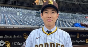 송성문이 부상을 당하면서 2026 월드베이스볼클래식 출전 여부에 적신호가 켜졌다. 사진은 샌디에이고 파트리스 유니폼을 입고 포즈를 취하는 송성문. /사진=뉴스1((키움 히어로즈 제공)