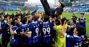 2026년 K리그2가 다음달 28일 김해FC와 안산 그리너스의 개막전을 시작으로 올시즌을 시작한다. 사진은 지난해 10월 K리그2 우승을 확정하며 승격에 성공한 인천유나이티드가 환호하는 모습. /사진=뉴스