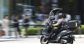 '노동자 추정제' 입법 속도… 재계·노동계 모두 반발하는 이유