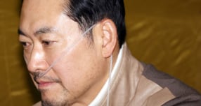 119 소방대원 "병원 가셔야 한다"…장동혁 이송 거부 "여기 묻힐 것"