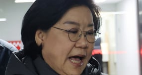 이혜훈 기획예산처 장관 후보가 지난 20일 오후 서울 중구 예금보험공사에 마련된 인사청문회 준비 사무실에서 점심시간을 이용해 외부로 이동하고 있다. / 사진=뉴스