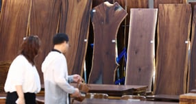 사진은 지난해 10월16일 경기 고양시 킨텍스에서 열린 제18회 고양가구박람회를 찾은 관람객들이 전시장을 둘러보고 있는 모습./사진=뉴스