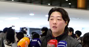 프리에이전트(FA) 왼손 투수 김범수 한화 이글스를 떠나 KIA로 이적했다. 사진은 지난 23일 김범수가 김포공항을 통해 일본으로 출국하기 전 인터뷰 한 모습. /사진=스타뉴스