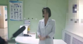 방송인 박나래 등에게 불법 의료 행위를 했다는 의혹을 받고 있는 이른바 '주사 이모' A씨 모습. /사진=SNS 캡처 