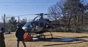 수원시가 오는 6월14일까지 사람 중심 산불 대응체계 구축을 위해 운영하는 산불 대응 헬기. /사진제공=수원시 