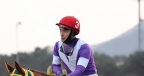 지난 23일, 900승을 달성한 최시대 기수/사진=렛츠런파크 부산경남