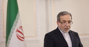 이란 당국이 도널드 트럼프 미국 대통령의 대규모 함대 파견에 즉각적이고 강력하게 대응하겠다고 밝혔다. 사진은 지난해 11월30일 이란 테헤란에서 열린 기자회견에 참석한 아바스 아라그치 이란 외무장관의 모습. /사진=로이터