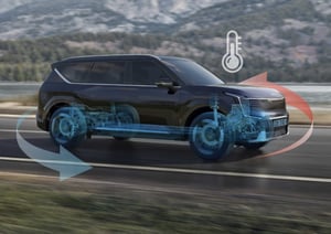 겨울에는 낮은 기온과 실내 난방으로 인한 전력 소모가 커지면서 전기차 주행거리가 감소하는 경향이 있다. 히트펌프, 윈터모드 등은 전기차의 겨울철 전비 개선을 돕는 대표적인 기술이다. /사진=현대차 