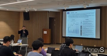 자동차 기사 이미지