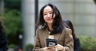 민희진 전 어도어 대표가 지난 9월 서울 서초구 서울중앙지법에서 열린 하이브와의 주식 매매대금 청구 및 주주 간 계약 해지 확인 소송 관련 변론에 출석하고 있다. /사진=뉴시스